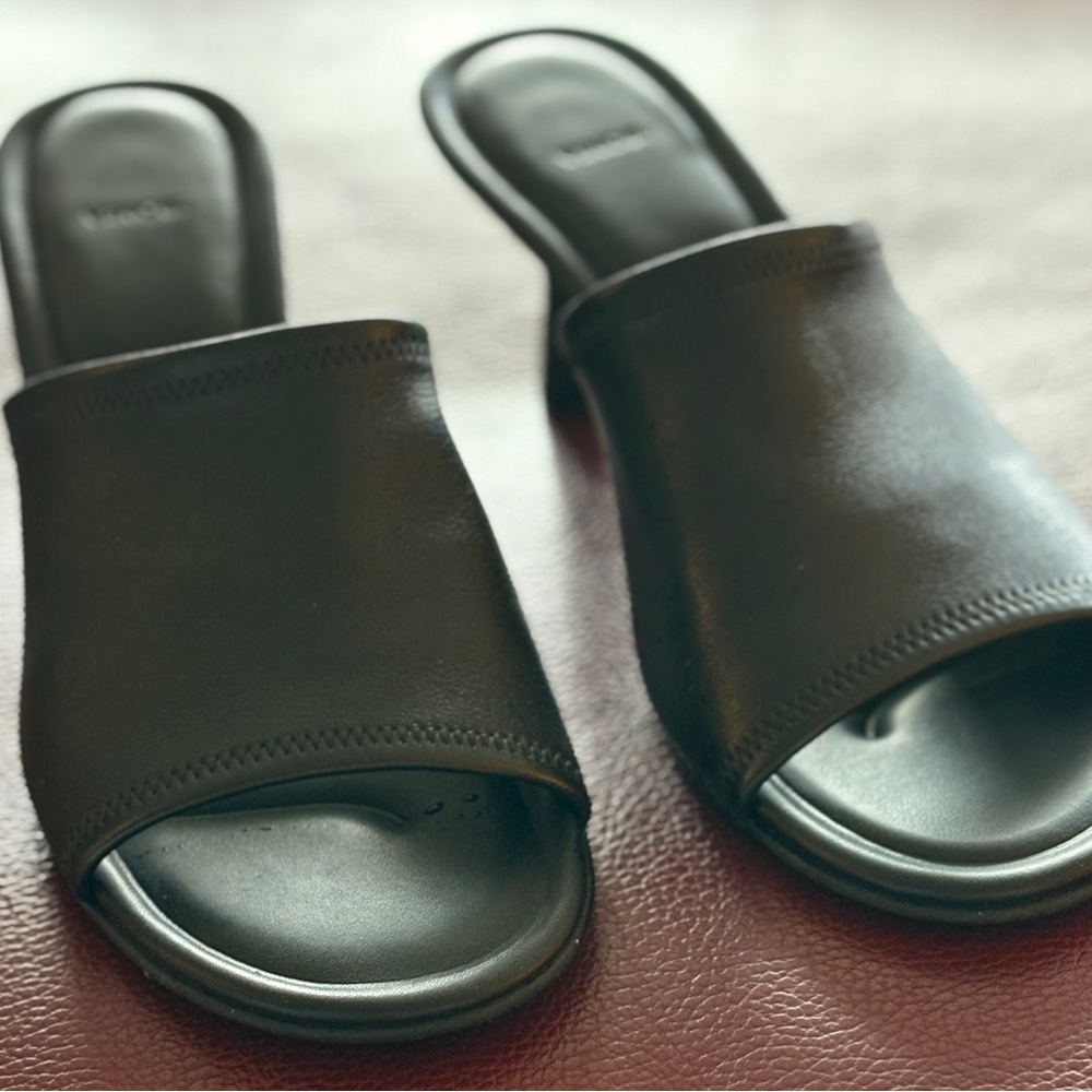 Vince Black Leather Mules 7.5